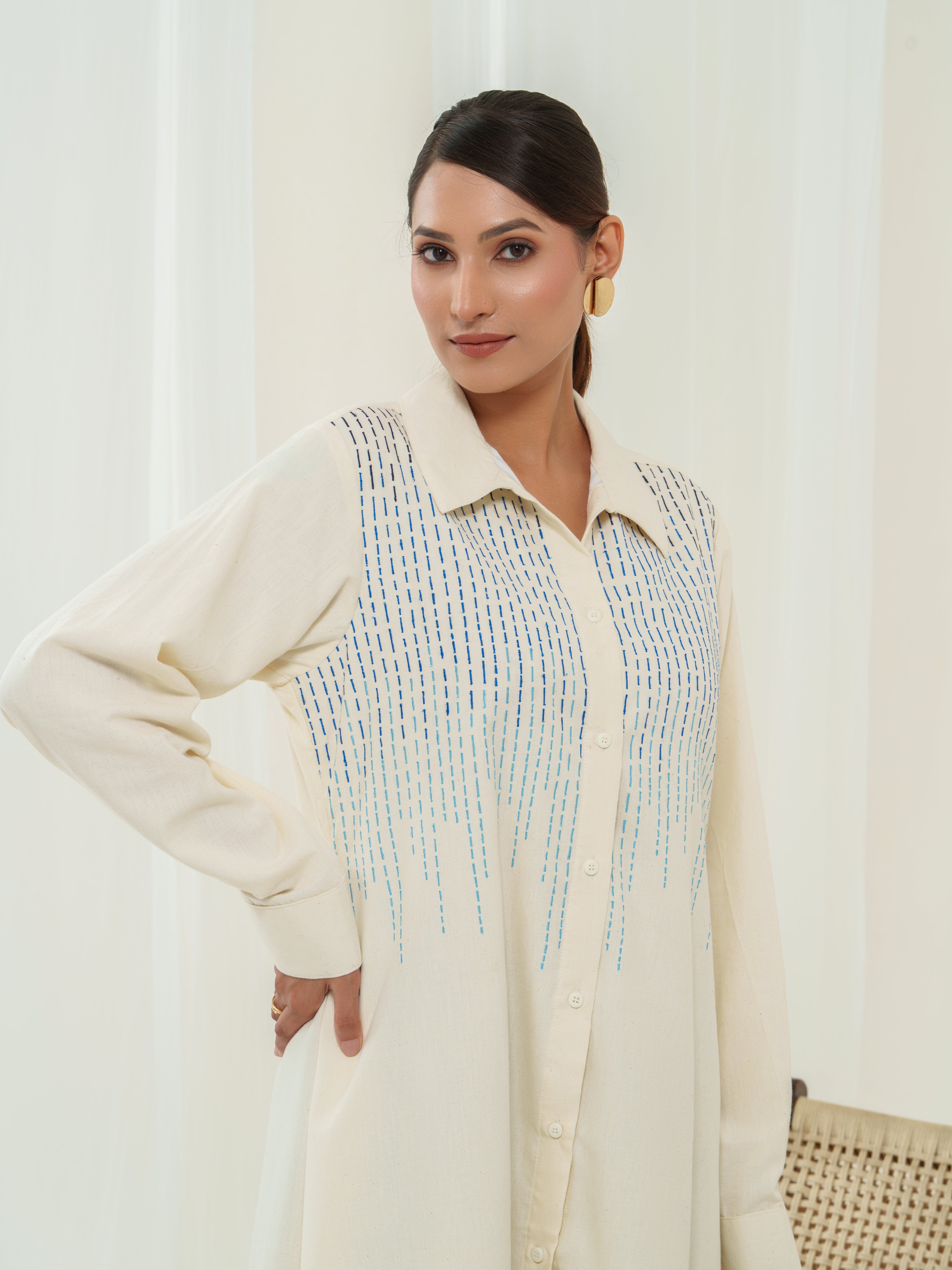 Dashed - thread line shirt dress