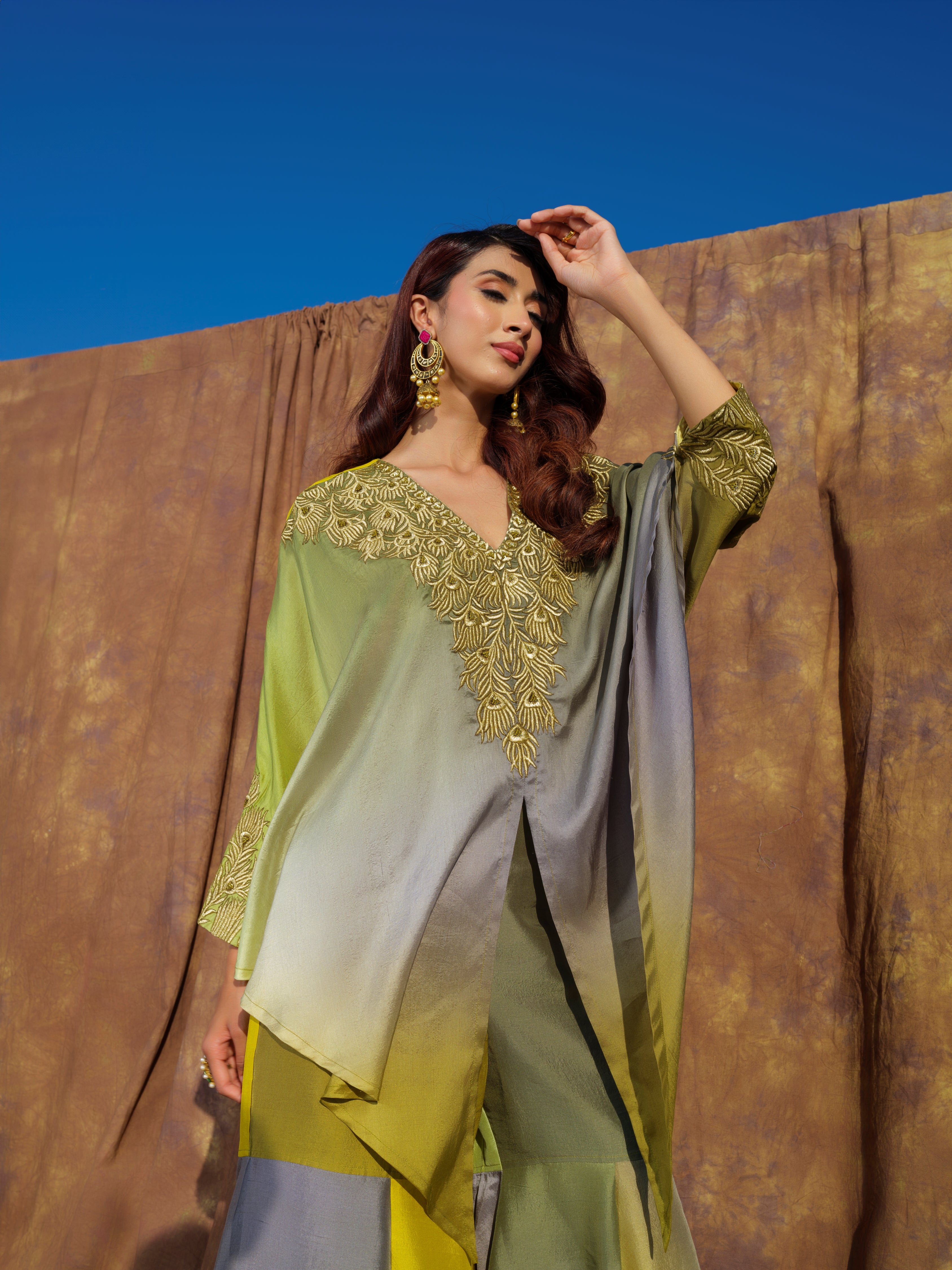 Zehra Zari Kaftan set